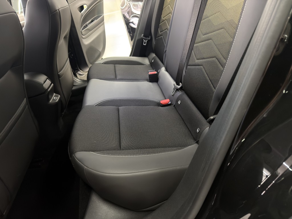 JEEP AVENGER 1200 TURBO SUMMIT NAVI PORTELLONE ELETTRICO